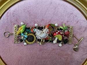 Betsey Johnson Vintage Farmhouse Farm House Rooster Mushroom Sunflower Bracelet - Picture 1 of 7