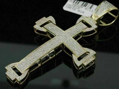 2 KT Rotondo Finto Diamanti Uomo Croce Ciondolo 14k Placcato Oro Giallo - Immagine 1 di 4