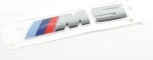 NEW GENUINE BMW M5 F90 REAR BOOTLID BADGE SILVER 51148063203 - Picture 1 of 3