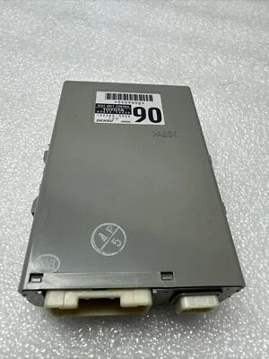 Módulo de control del cinturón de seguridad Toyota Prius V 2012-2014 OEM 89815-76020 Foto 1 de 4