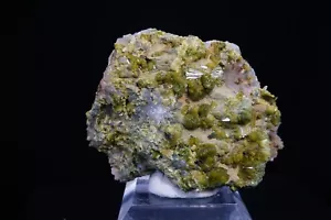 Epidot & Quarz / 68,73g Mineralienpräparat / aus Imilchil, Marokko - Bild 1 von 5