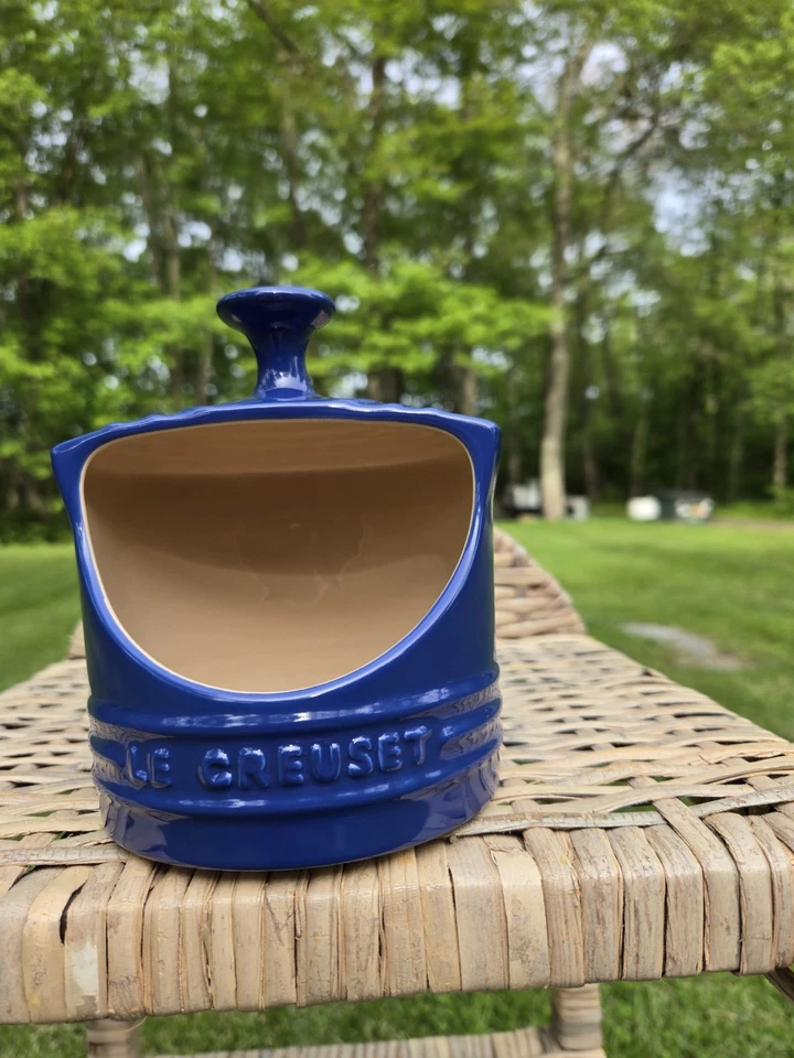 Le Creuset Salt Keeper Crock Cellar Cobalt Dark Blue Enamel  Front Opening 10 Oz - Image 1 of 4