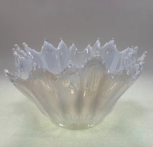 Fostoria Heirloom Large Bowl White Opalescent Crimped Handkerchief Bowl Vintage - Picture 1 of 5