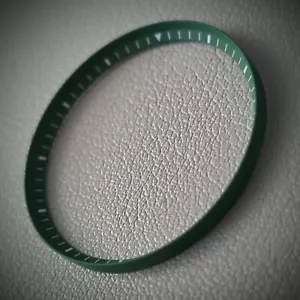 Anello Capitolo SKX007 Angolare MIN/Verde Esercito + Bianco - Anello Capitolo SEIKO MOD SKX - Foto 1 di 2