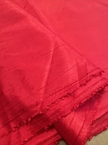 TESSUTO TAFFETA ROSSO NUOVO 6 metri NUOVO costume abito vacanza larghezza 42" - Foto 1 di 4