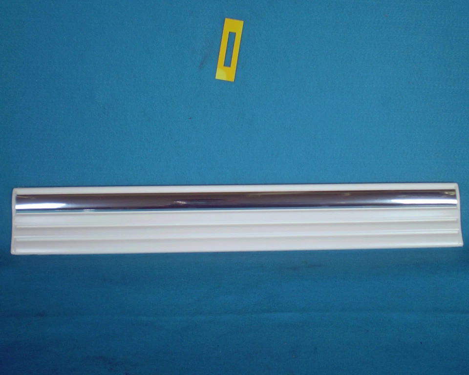 Chevrolet Silverado 1999 2002 cabina extendida derecha RR Dr Molding 88937514 GM1505114 Foto 1 de 4