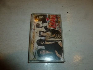 TRAVELING WILBURYS - Vol 1 - Scarce original 1988 UK-issue German made cassette - Picture 1 of 8