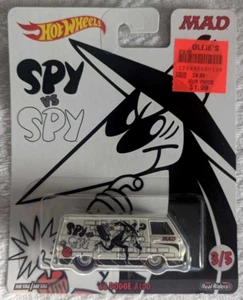 Hot Wheels 2017 Pop Culture MAD Magazine Spy vs Spy '66 Dodge Van 3/5 - Bild 1 von 5