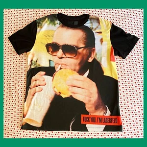 Raro CHRISTOPHER LEE SAUVE F*ck You. CAMICIA I'M LAGERFELD Large KARL Miley Cyrus - Foto 1 di 9