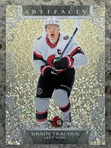2024-25 Upper Deck Artifacts Gold Foilboard Brady Tkachuk Senators - Bild 1 von 3