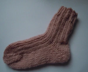 👶Babysöckchen Söckchen,Erstlingssöckchen Grösse 50/56 handgestrickt - Bild 1 von 1