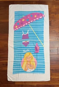 Vintage 2001 Mattel Strandtuch - Barbie Strandszene mit Regenschirm Sonnenschutz Anzug - Bild 1 von 8