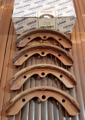 SUZUKI JIMNY LJ50 LJ80 BRAKE SHOE PAD SET  - Image 1 of 4