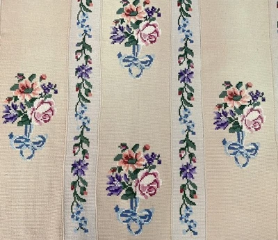 Handmade Knit Floral Blanket Bed Cover 64x84 Twin Grannycore Stunning Rose WOOL - Image 1 of 4