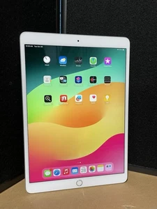 Apple iPad Air (3.ª generación) A2153 64 GB, Wi-Fi + 4G, 10,5 pulgadas - plateado - Imagen 1 de 4