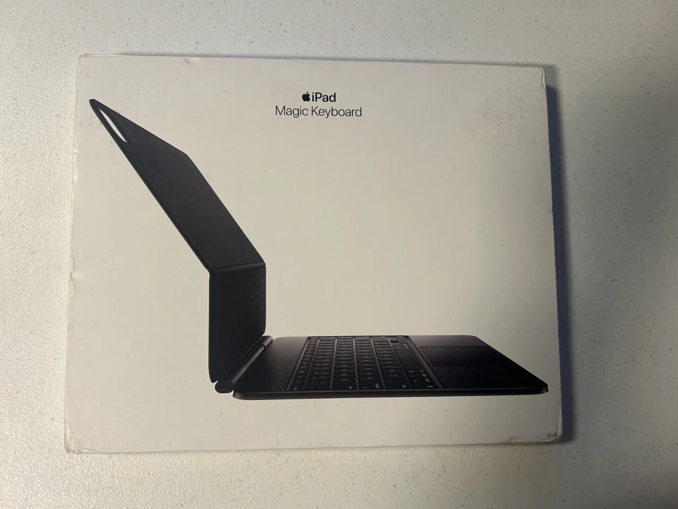 GENUINE APPLE IPAD PRO 13” M4 2024 MAGIC KEYBOARD CASE BLACK ORIGINAL MWR53B/A - Image 1 of 4