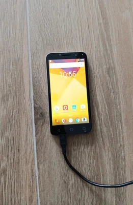 Smartphone - Cellulare vodafone modello VDF 500 - 4G - Immagine 1 di 3