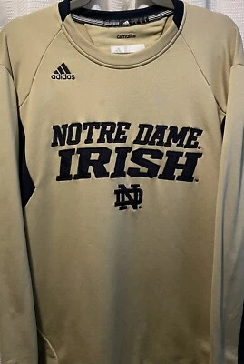 Camiseta Pulôver de Lã ND Note Dame Football Adidas Climalite Grande Dourada - Imagem 1 de 4
