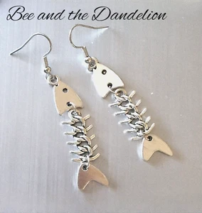 Fish Bones Skeleton Silver Tone Dangle Earrings ~ Novelty Gift - Picture 1 of 5