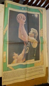 TRIBUTE TO THE 1986-1987 CELTICS 16.06.87 Boston Globe Newspaper Section (poor) - Bild 1 von 5
