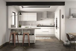 High Gloss white kitchen doors and drawer fronts - Picture 1 of 3