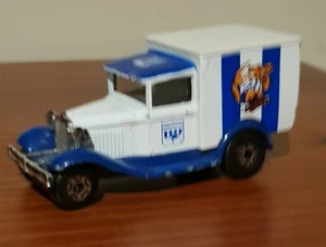 Kangaroos Matchbox AFL Model A Ford,1995 - Picture 1 of 2