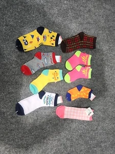 9 Lot New Pairs of Kids Socks Size 5-6.5 & 7-8.5 Age 9-11 Cute - Picture 1 of 8