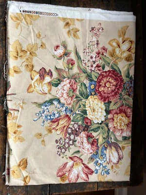 Желтая ткань с цветочным рисунком Jay Yang ~2 ярда — остатки обивки, драпировки - Изображение 1 из 2