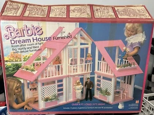 1985 Barbie Dream House in Original Box 1667 orignal pieces - Picture 1 of 11