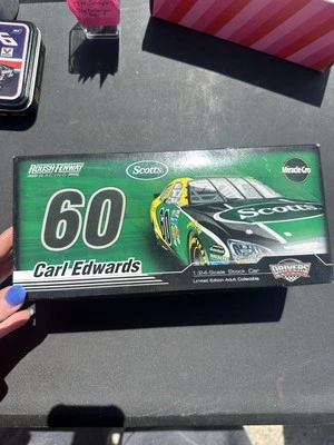 Carl Edwards 2007 #60 Ford Fusion Sharp Aquos Motorsports promoción 1:24 Foto 1 de 4