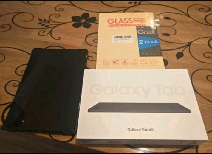 Samsung Galaxy Tab a8  mit 32 GB Wi-Fi  10,5 Zoll - Bild 1 von 4