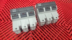 2 Allen-Bradley 1492-FB3J30-L Fuse Holders with Ferraz Shawmut AJT15 Fuses - Picture 1 of 7