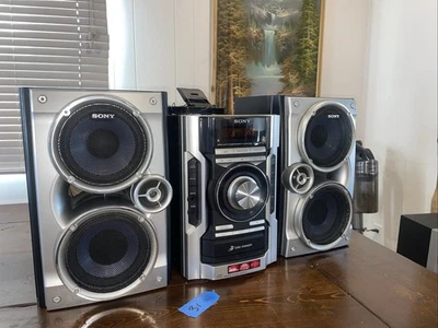 Sony MHC-EC77 3-CD Changer Mini Hi-Fi Component System (WORKS) - image 1 of 4