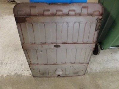 CUBIERTA RUEDA REPUESTO JAGUAR TIPO S/420 & DAIMLER SOBERANA Foto 1 de 2