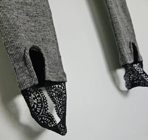 NWT Women's Intimately Free People Stirrup Lace Gray Skinny Pants Sz XS - Picture 1 of 9