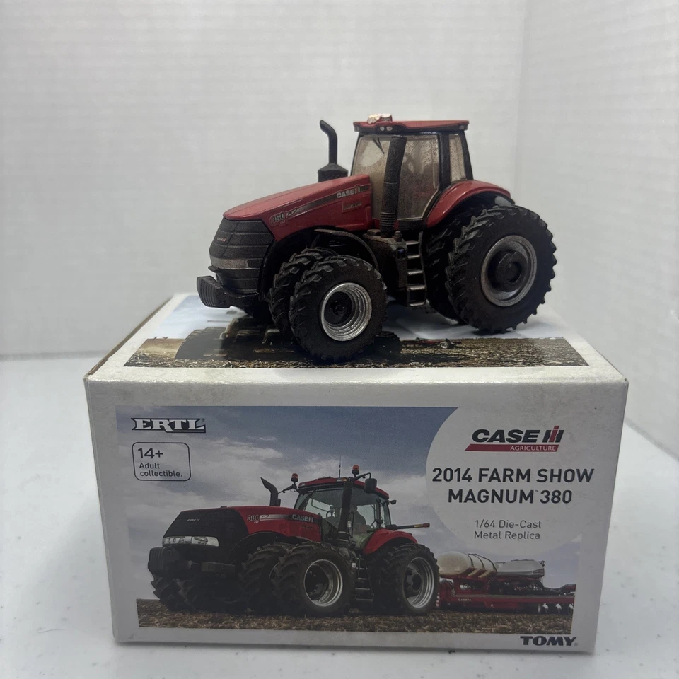 1/64 Case IH Dusty Magnum 380 Tractor Duals 2014 Farm Show - Ertl ZFN14929A - Image 1 of 3