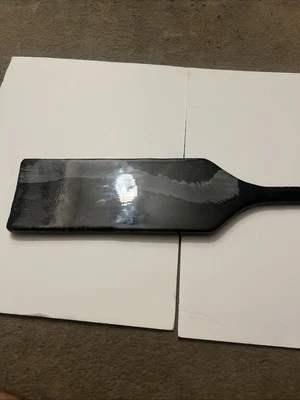 Paleta de madera sobre resina quemada BDSM Foto 1 de 4