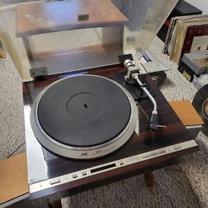 Vintage JVC QL-Y5F Direct Drive Automatic Turntable