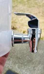 Drink Dispenser For Cake, 24 OZ with black and white Spigot, with filter - Picture 1 of 13