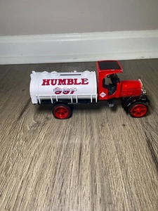 Ertl Coin Bank Humble Motor Oil no 3 Die Cast 1925 Kenworth Tanker Metal 1:25 - Picture 1 of 9
