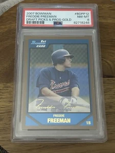 2007 1° Bowman Draft "Gold" Freddie Freeman SP RC!! PSA 8!! CARTOLINA SPESSA, RESISTENTE!! - Foto 1 di 2