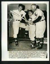 Rogers Hornsby Ernest Evans Jim Busby 1953 Press Photo Washington Senators