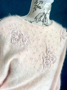 Angora Pink Fuzzy Rose Pearl Beaded Sweater Jumper Pullover Coquette Barbiecore - Picture 1 of 9