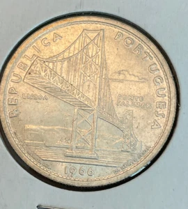 1966 20 Escudos Portugal Portuguese Salazar Bridge World Silver Coin - Picture 1 of 22