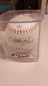Pete Rose signed autentic mayor league ball - Picture 1 of 4