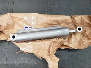 VOLVO PENTA SX-M DPS -M NUEVO MOLDURA RAM CILINDRO 3857470 - Imagen 1 de 3