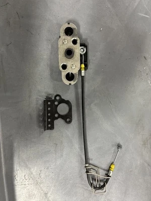 12-25 KAWASAKI NINJA ZX14 CONJUNTO DE BLOQUEO DE PESTILLO DE ASIENTO OEM Foto 1 de 4