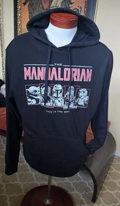 NEW w/Tags Star Wars Mandalorian Hoodie Sweatshirt Size Men's L - Picture 1 of 3