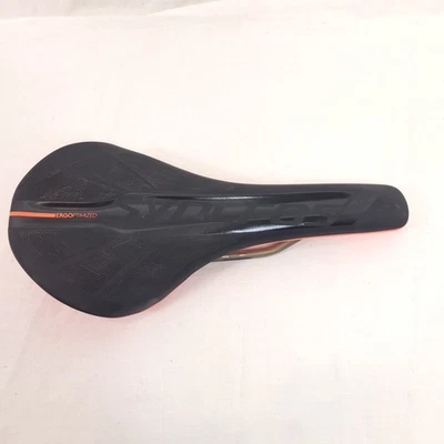 Sillín de bicicleta Syncros XR 1.5 reforzado con fibra de carbono base naranja VL-3550 estrecho Foto 1 de 4