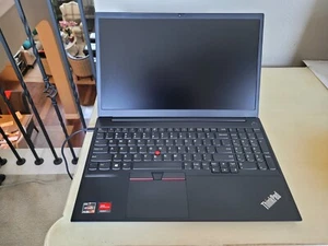 Lenovo ThinkPad E15 Gen 2 15.6" Ryzen 7 4800U(8-Core) 500GB NVMe SSD 24GB Win11P - Afbeelding 1 van 12